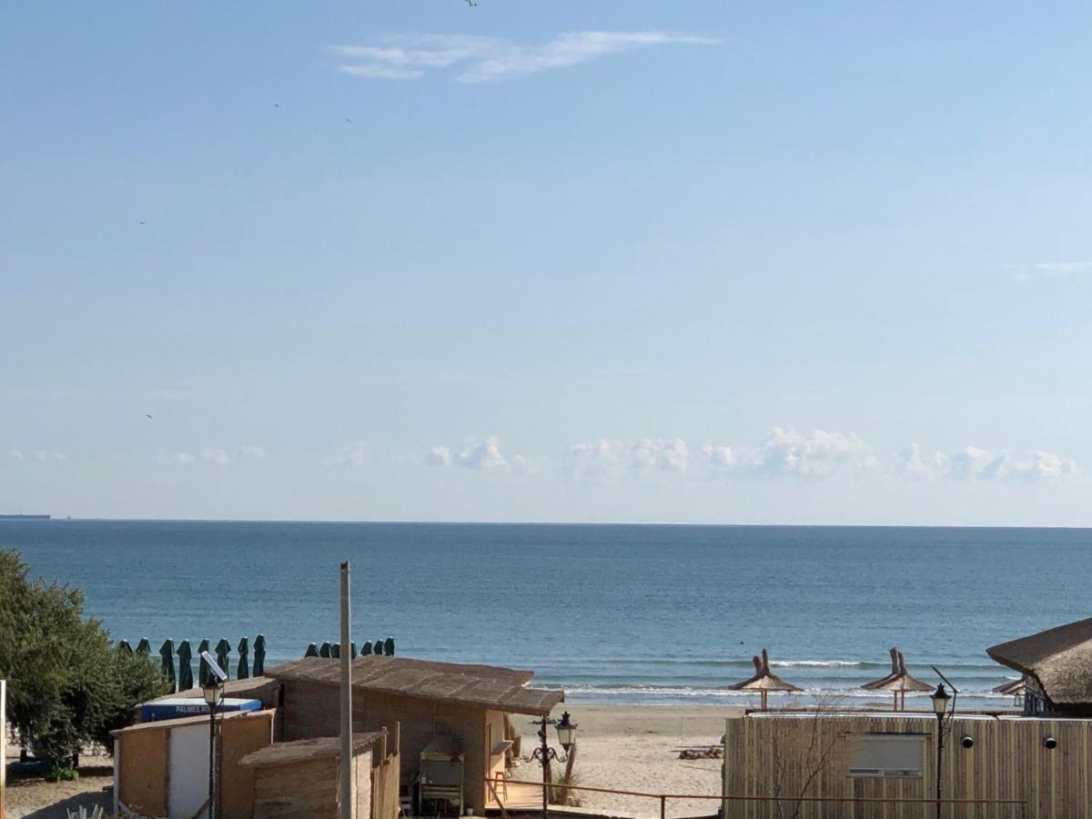 By The Sea Ap. 9 Apartment Navodari Luaran gambar