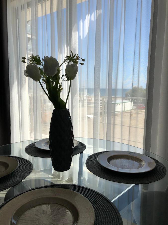 By The Sea Ap. 9 Apartment Navodari Luaran gambar
