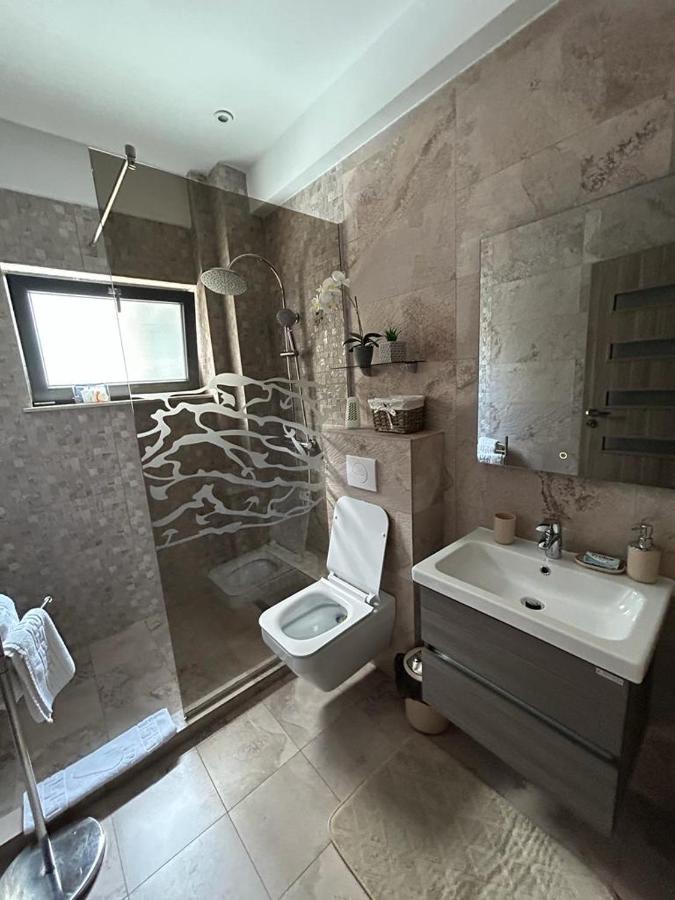 By The Sea Ap. 9 Apartment Navodari Luaran gambar